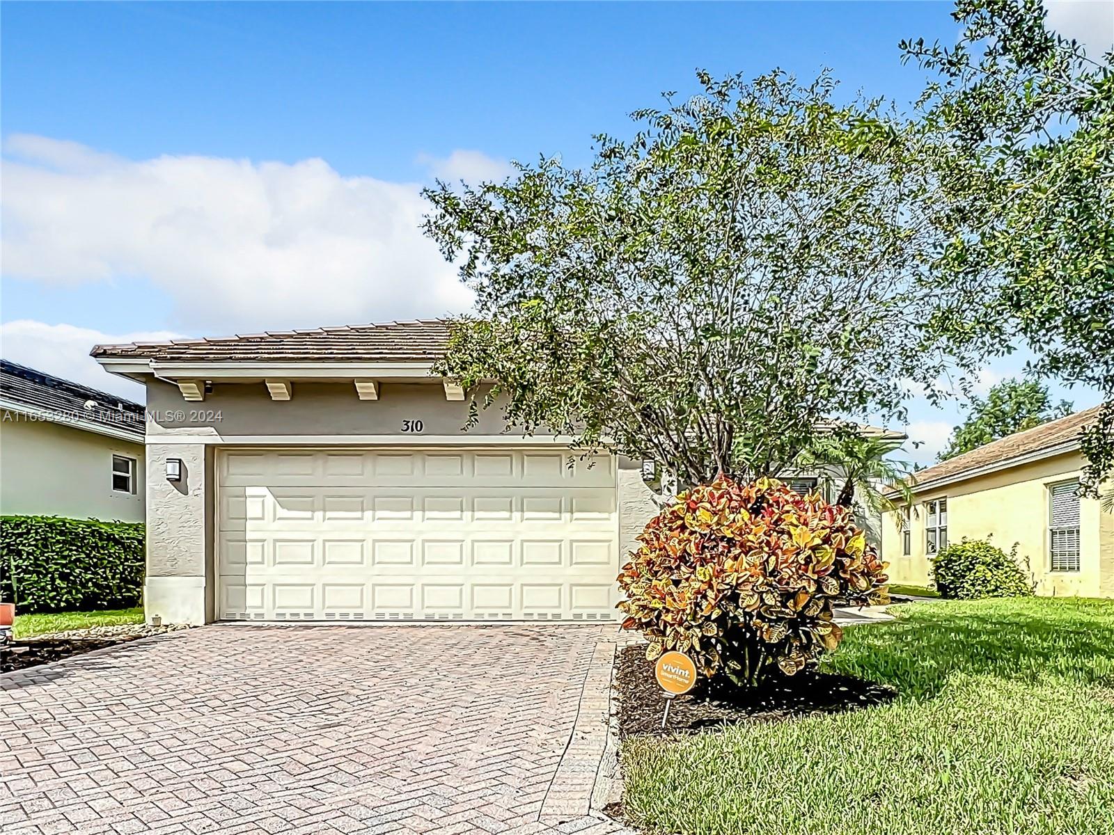 LAKEFOREST POINTE - Residential