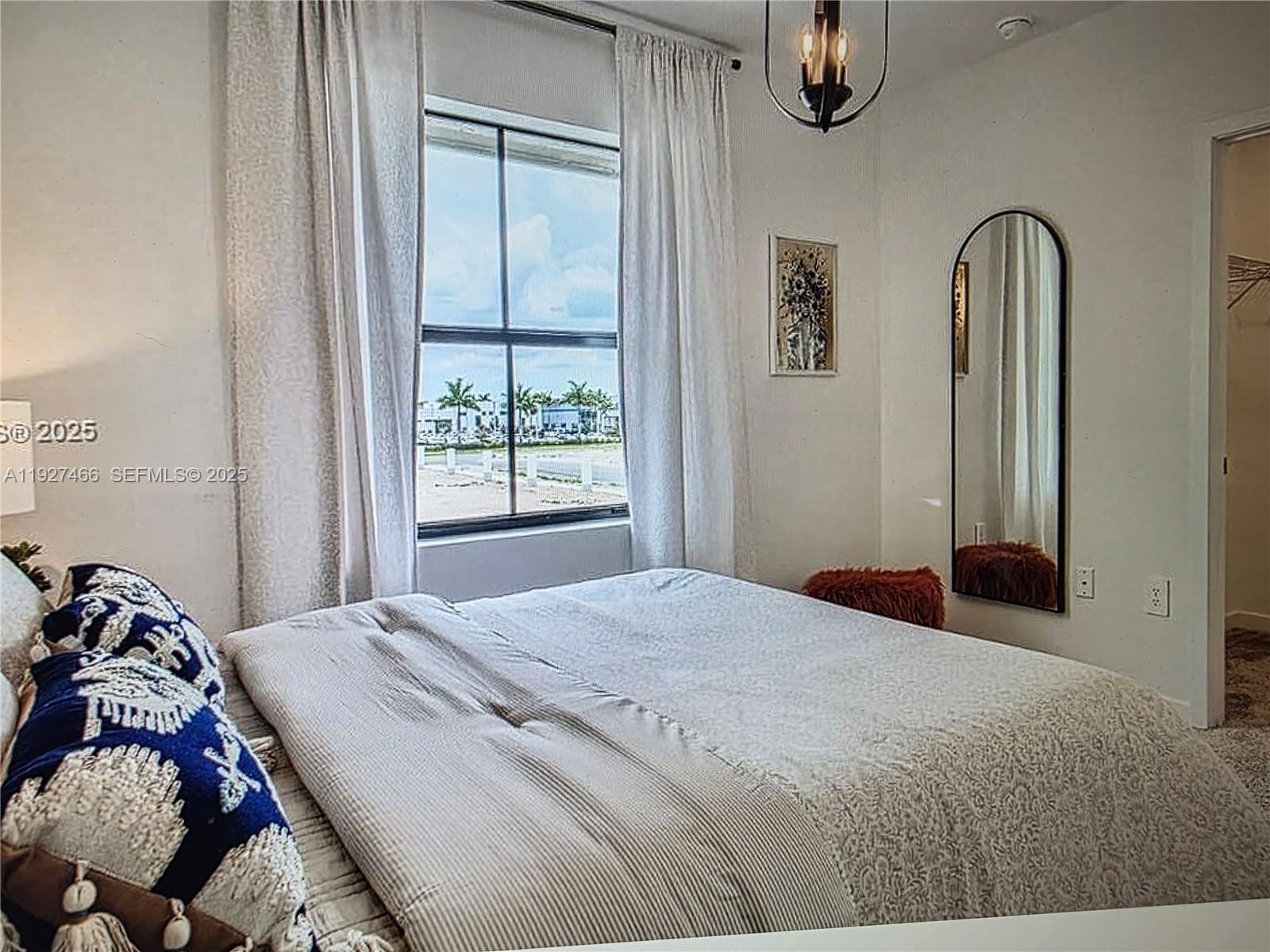 MIAMI LAND AND DEVELOPMEN - Residential Lease