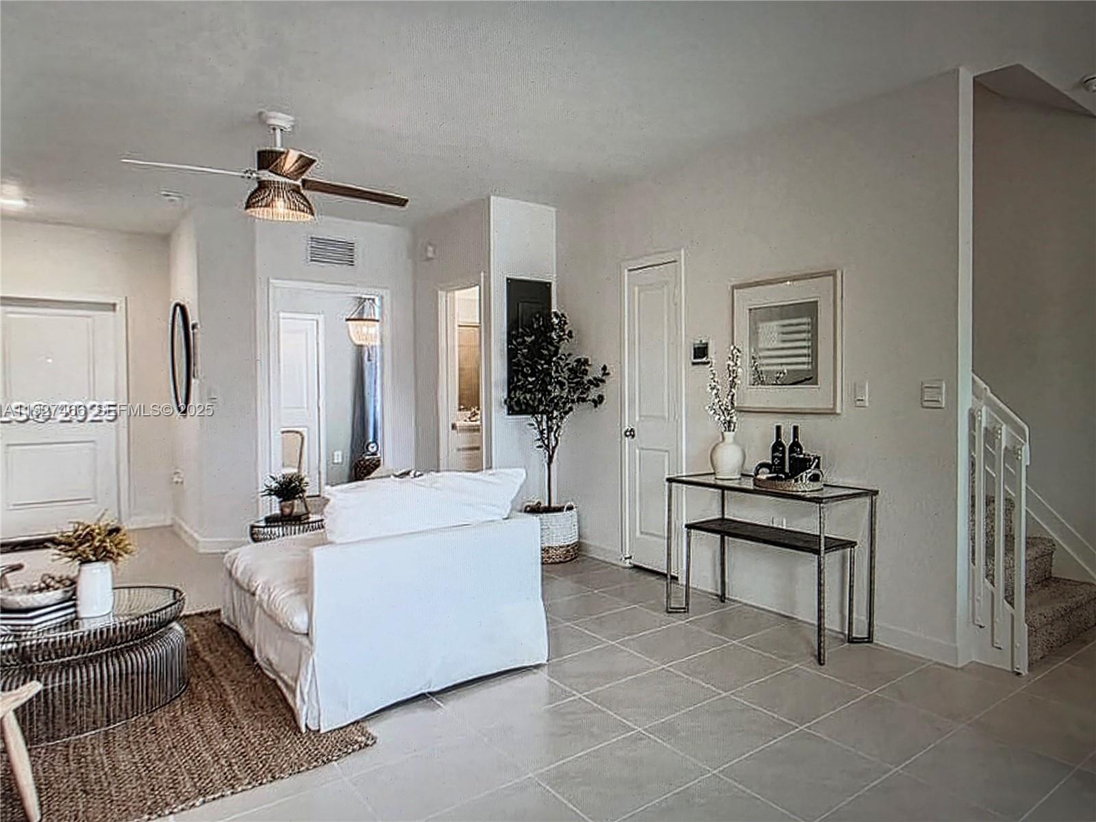 MIAMI LAND AND DEVELOPMEN - Residential Lease