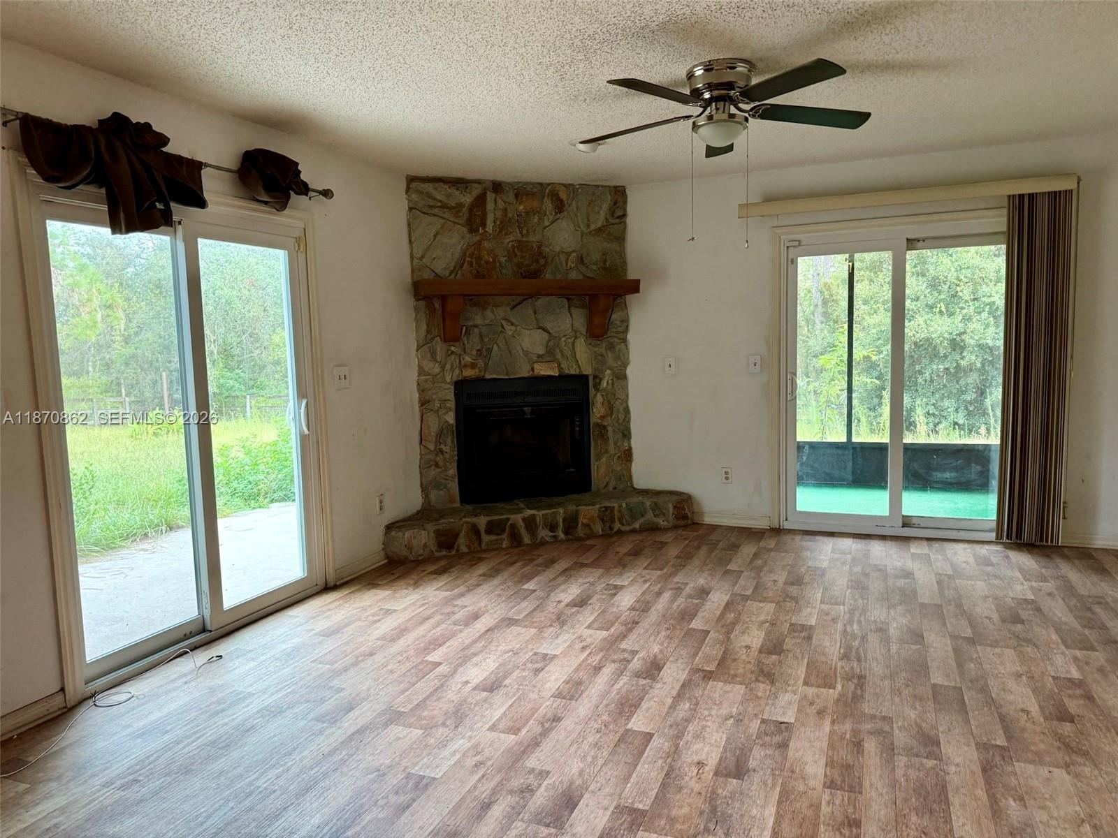 ROLLING HILLS UNIT 1 - Residential