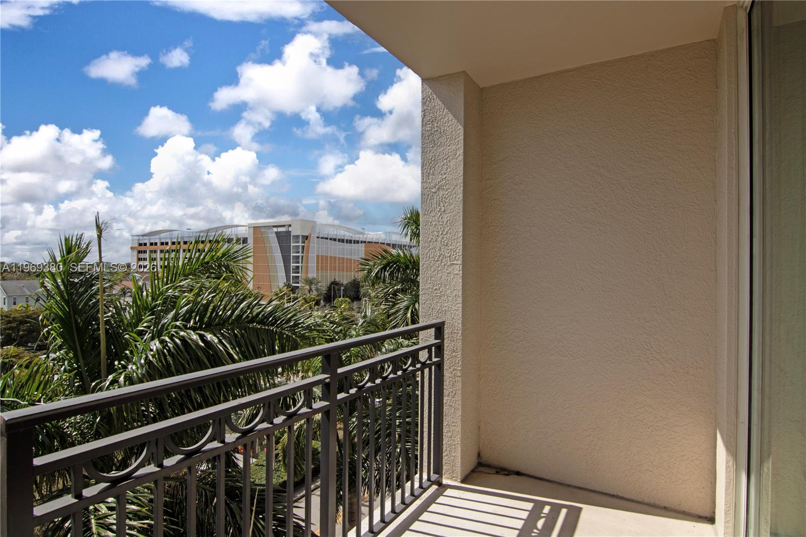 CITYPLACE SOUTH TOWER CON - Residential Lease