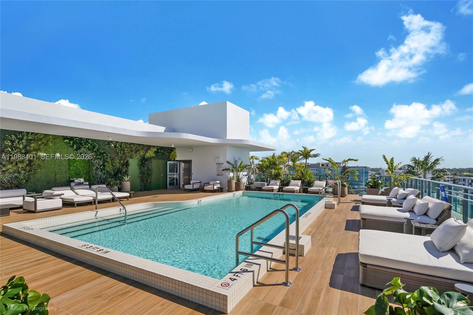 Alana Bay Harbor - Residential