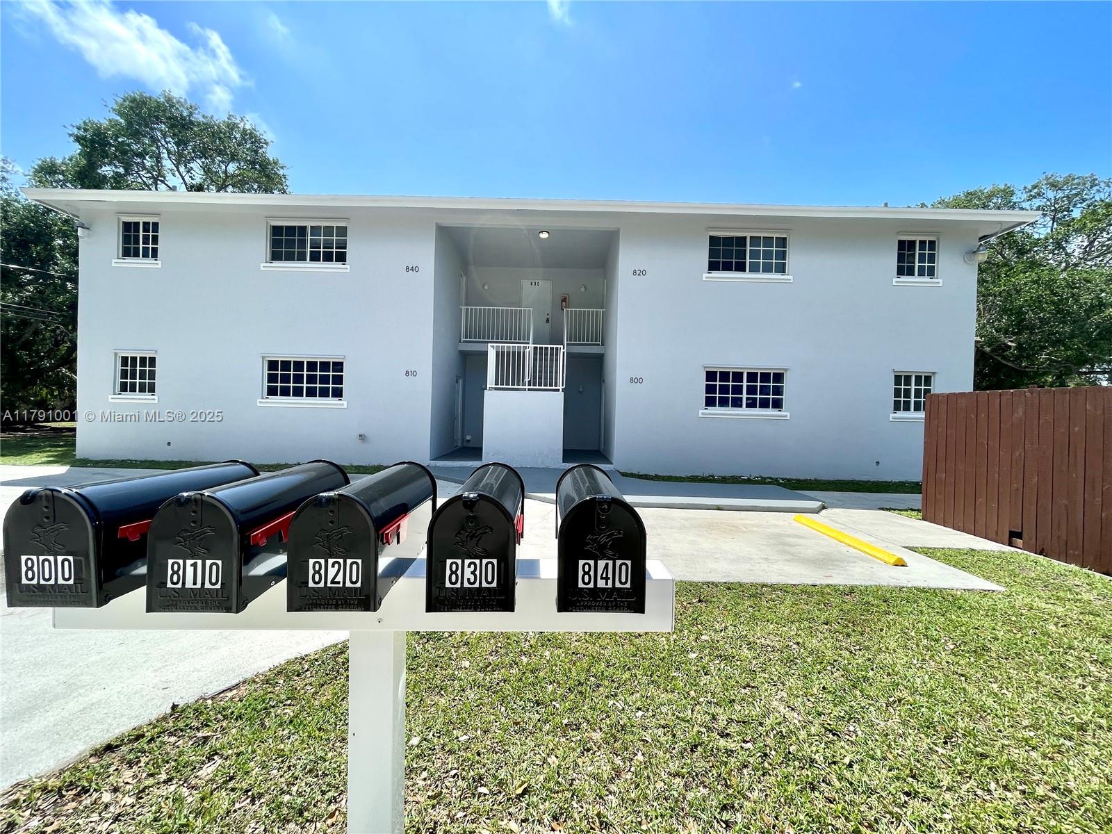 Rental Property at 800 Sw 10th Ave 830, Hallandale Beach, Broward County, Florida - Bedrooms: 2 
Bathrooms: 1  - $1,690 MO.