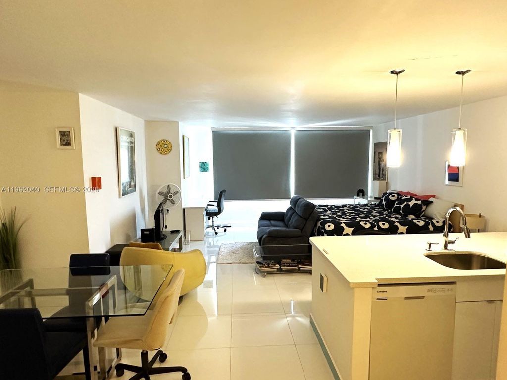 Photo of 1000 West Ave #1532, Miami Beach, FL 33139 (MLS # A11992040)