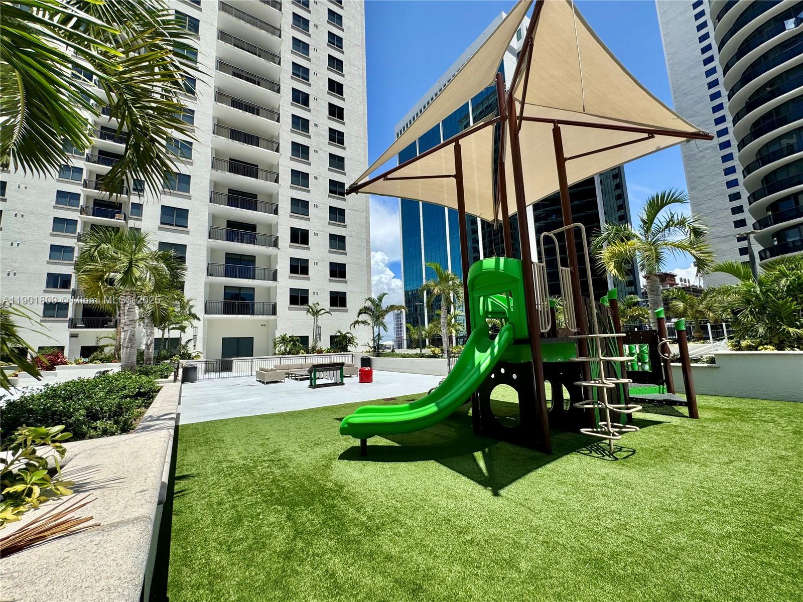 NINE AT MARY BRICKELL VIL - Residential
