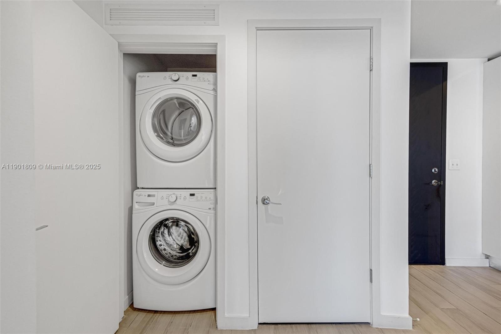 NINE AT MARY BRICKELL VIL - Residential