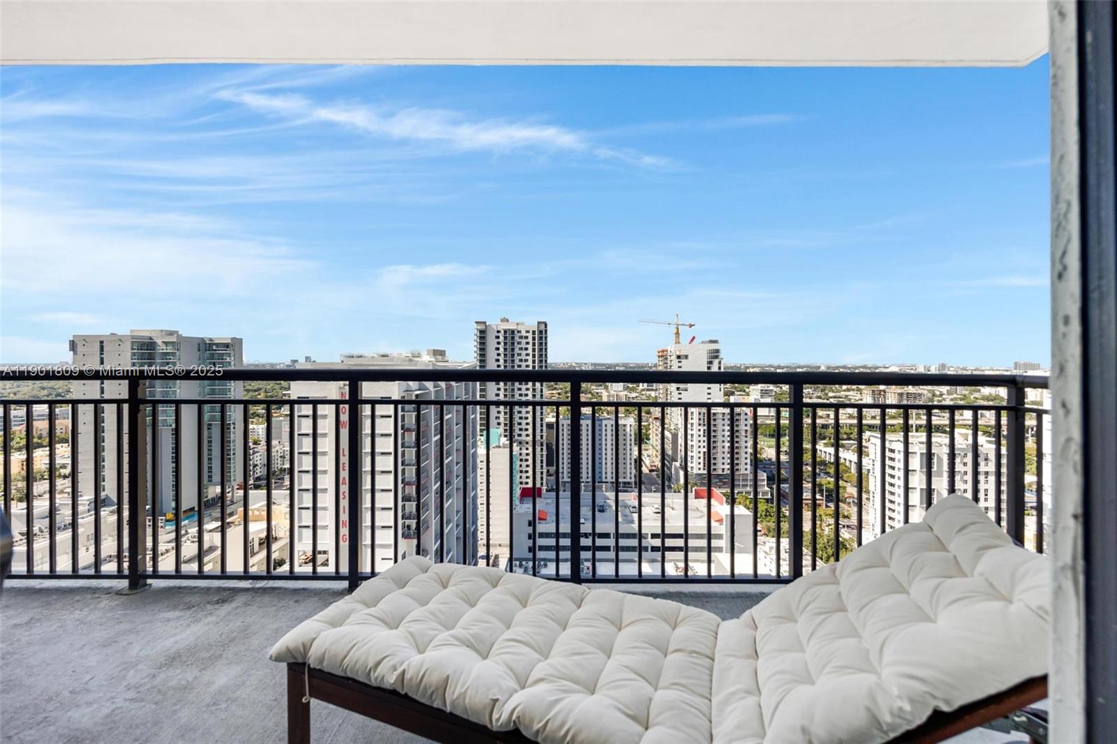 NINE AT MARY BRICKELL VIL - Residential