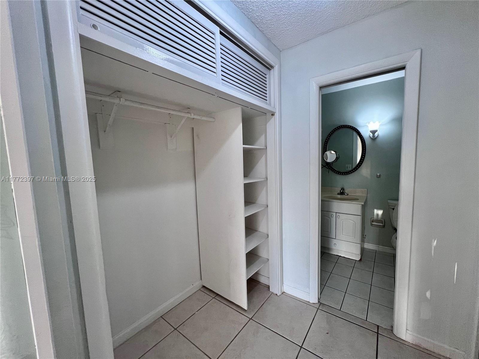 HOLLYWOOD GARDENS CONDOMI - Residential