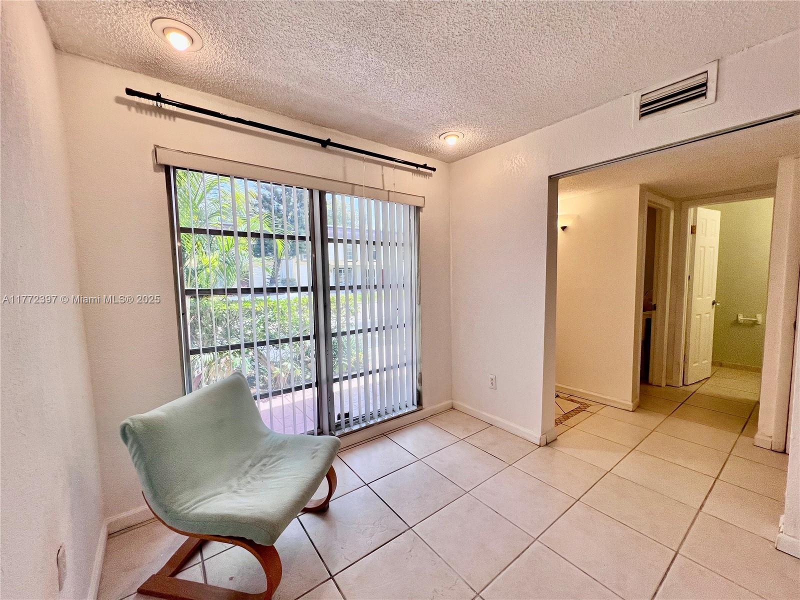 HOLLYWOOD GARDENS CONDOMI - Residential