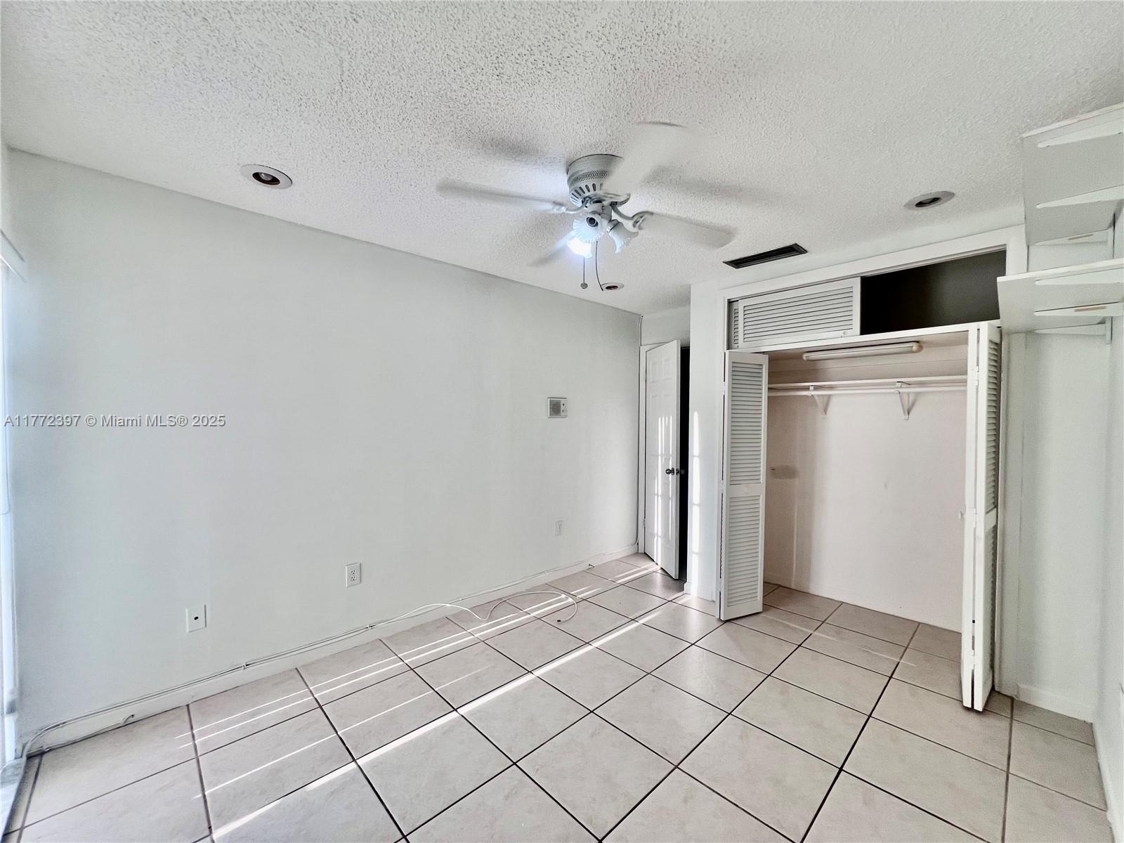 HOLLYWOOD GARDENS CONDOMI - Residential