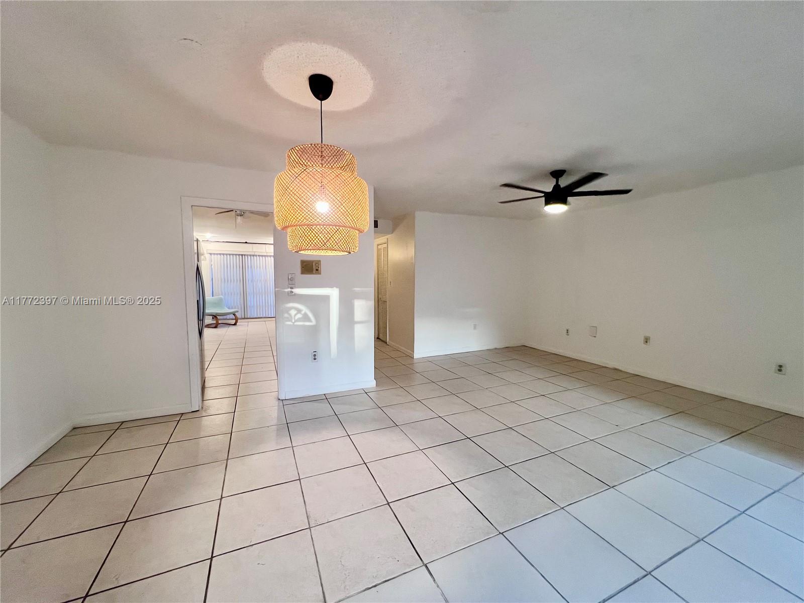 HOLLYWOOD GARDENS CONDOMI - Residential