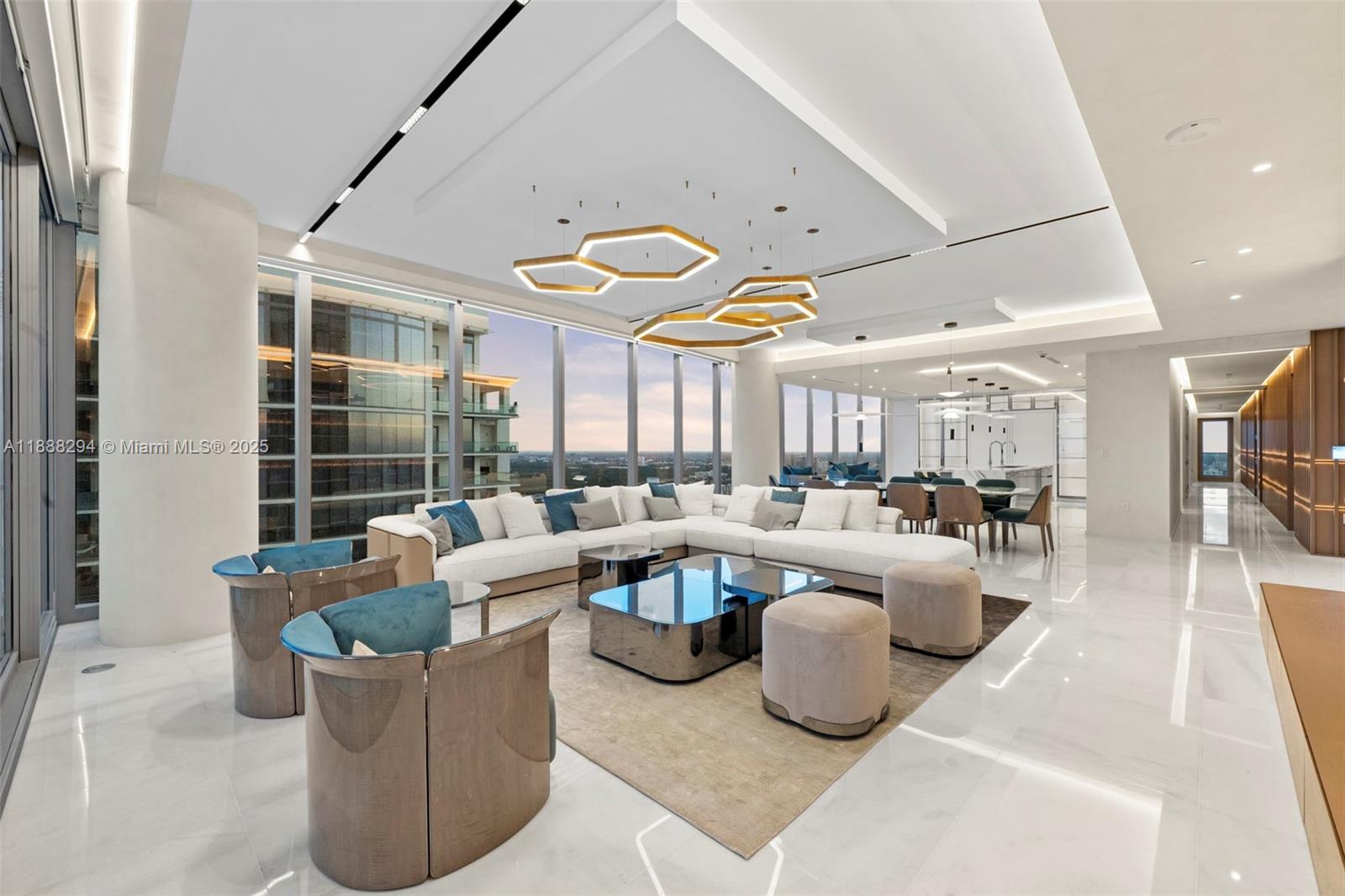NORTH BISCAYNE BEACH AMEN - Residential