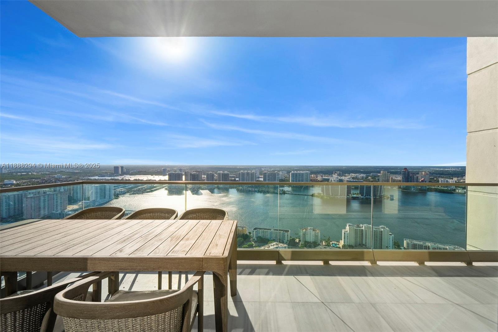NORTH BISCAYNE BEACH AMEN - Residential