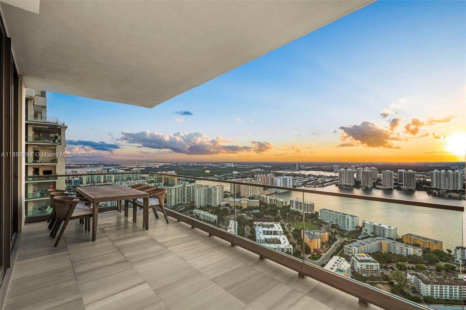 NORTH BISCAYNE BEACH AMEN - Residential