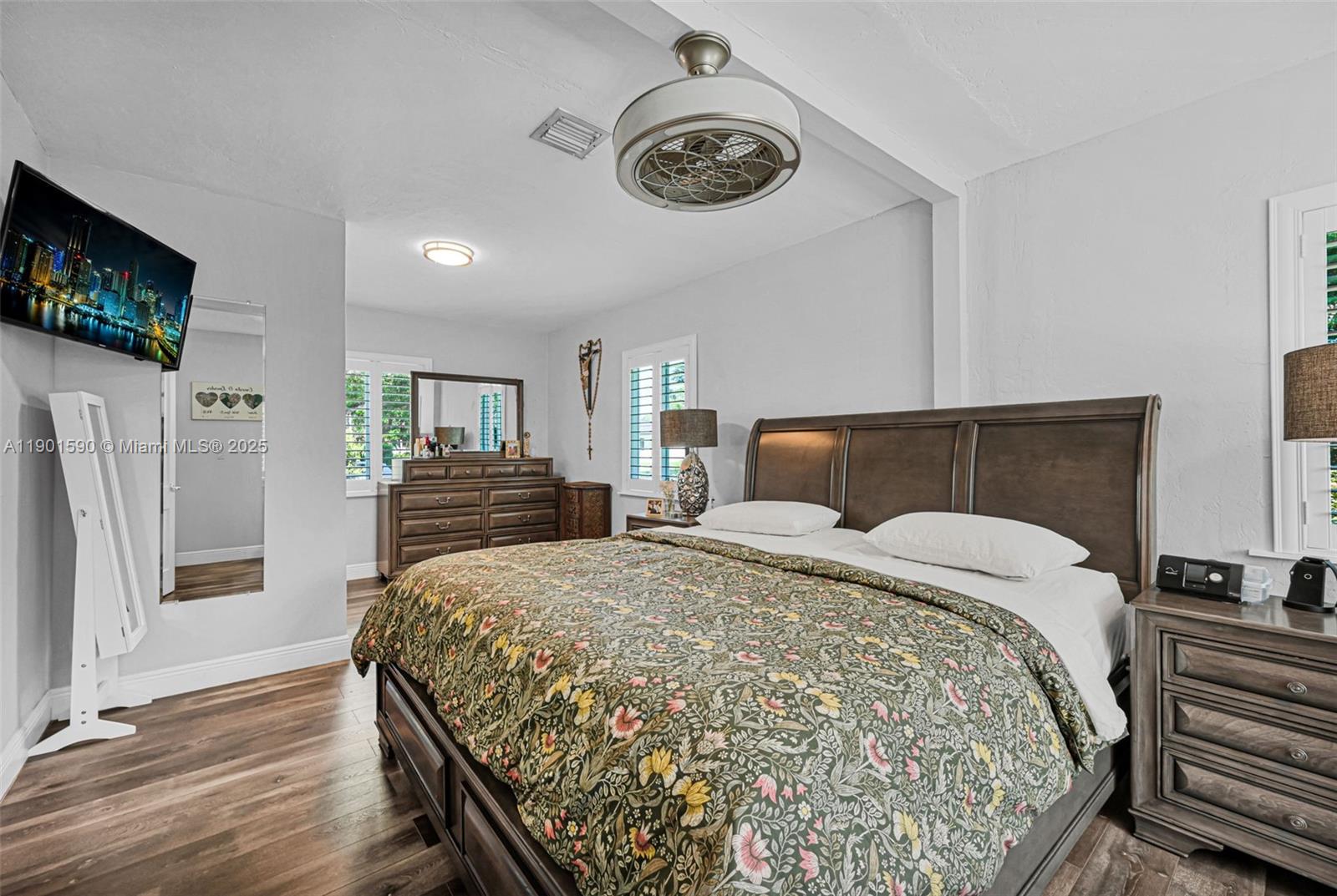 RIVIERA ESTS - Residential