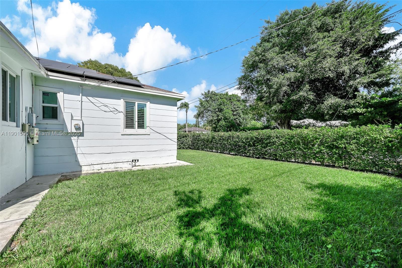 RIVIERA ESTS - Residential