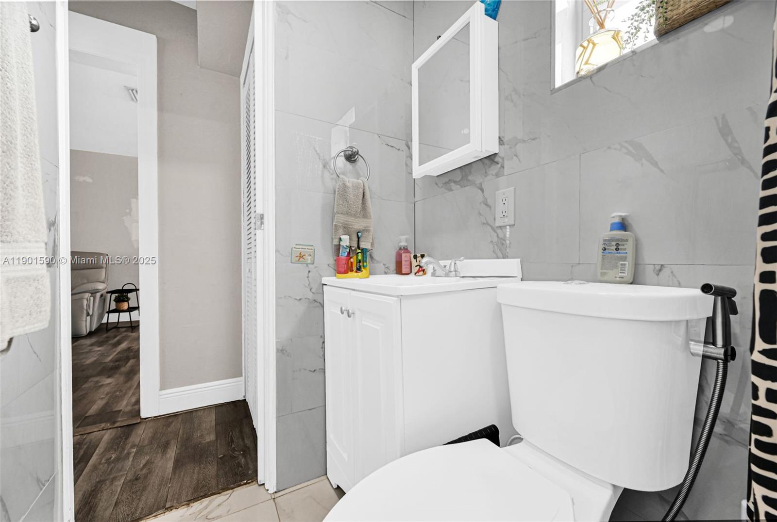 RIVIERA ESTS - Residential