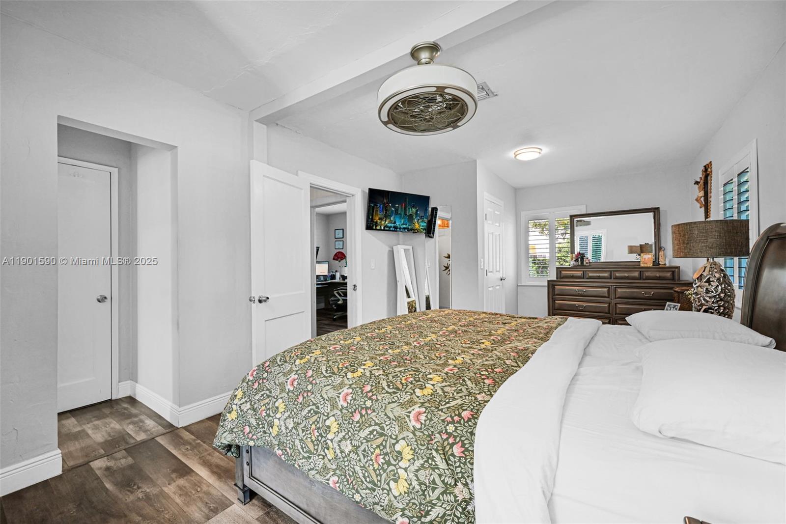 RIVIERA ESTS - Residential