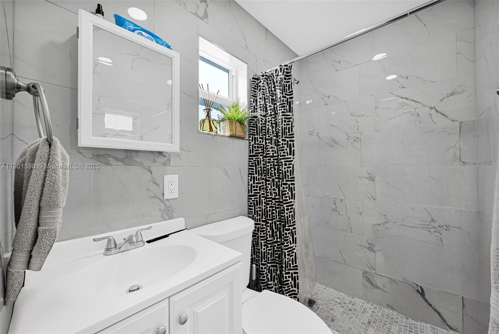 RIVIERA ESTS - Residential