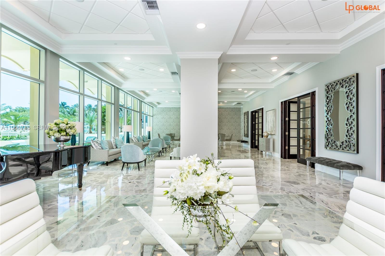 WAVE CONDO - Residential