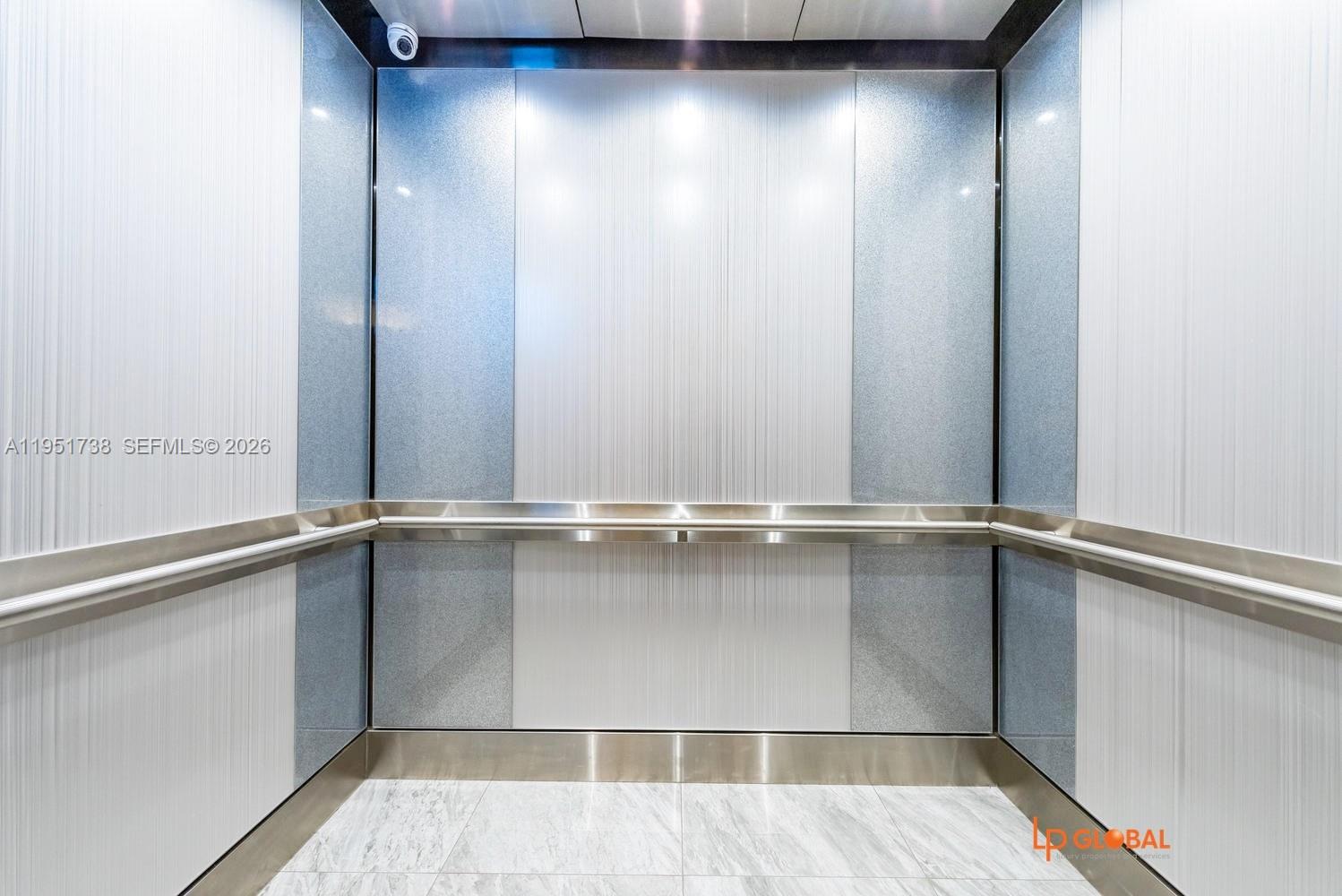 WAVE CONDO - Residential