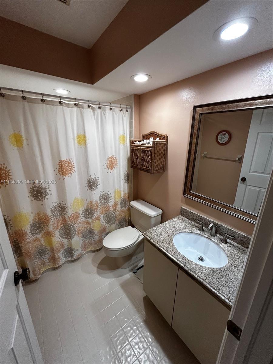 JAMESTOWN AT HERITAGE RID - Residential