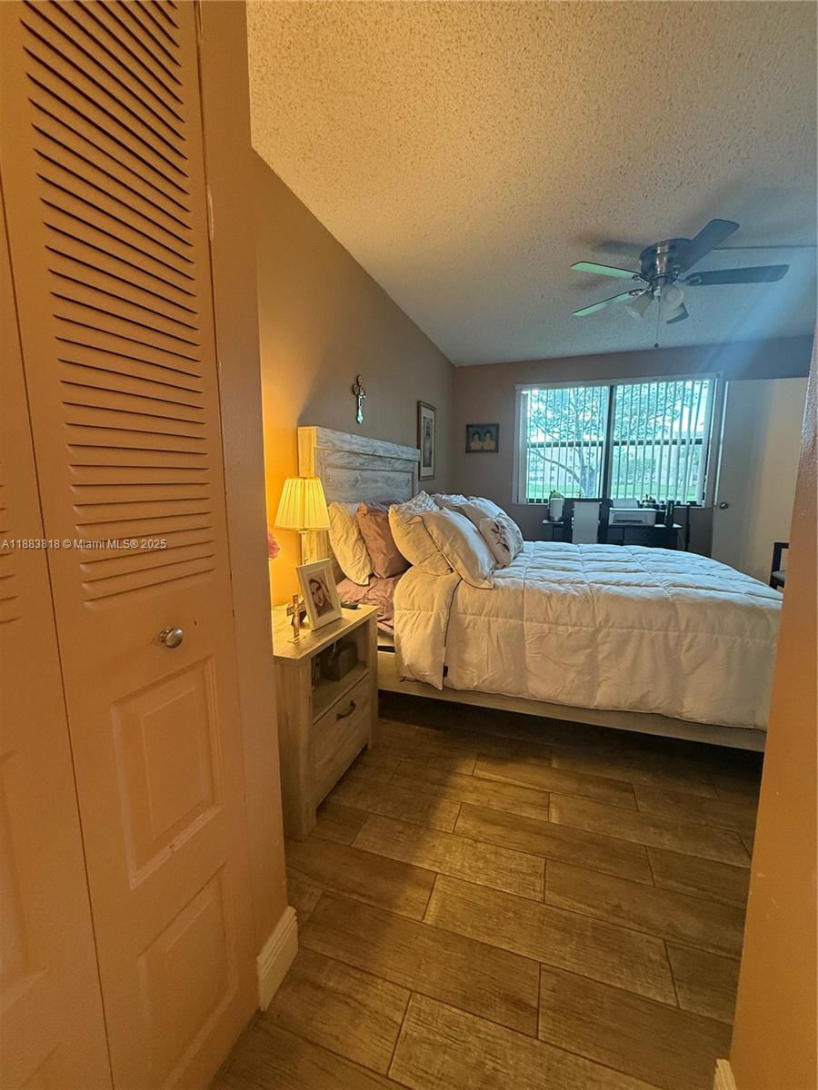 SUNRISE LAKES 182 CONDO - Residential