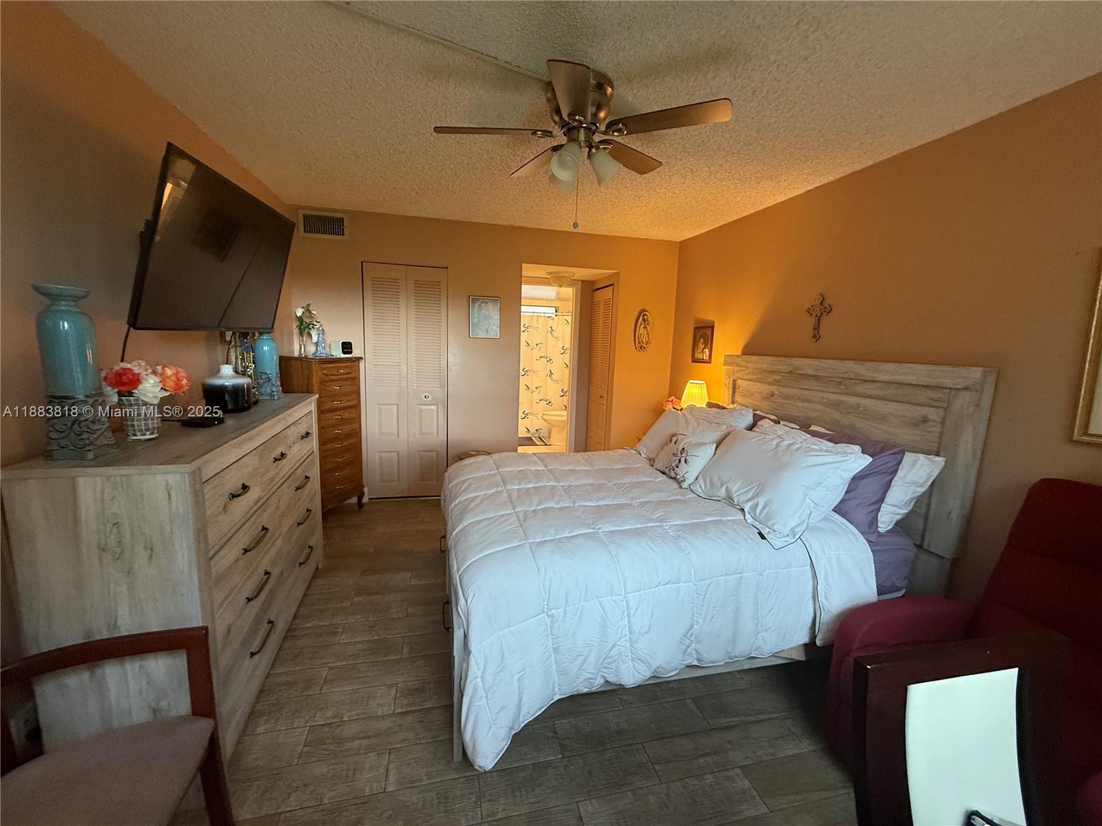 SUNRISE LAKES 182 CONDO - Residential
