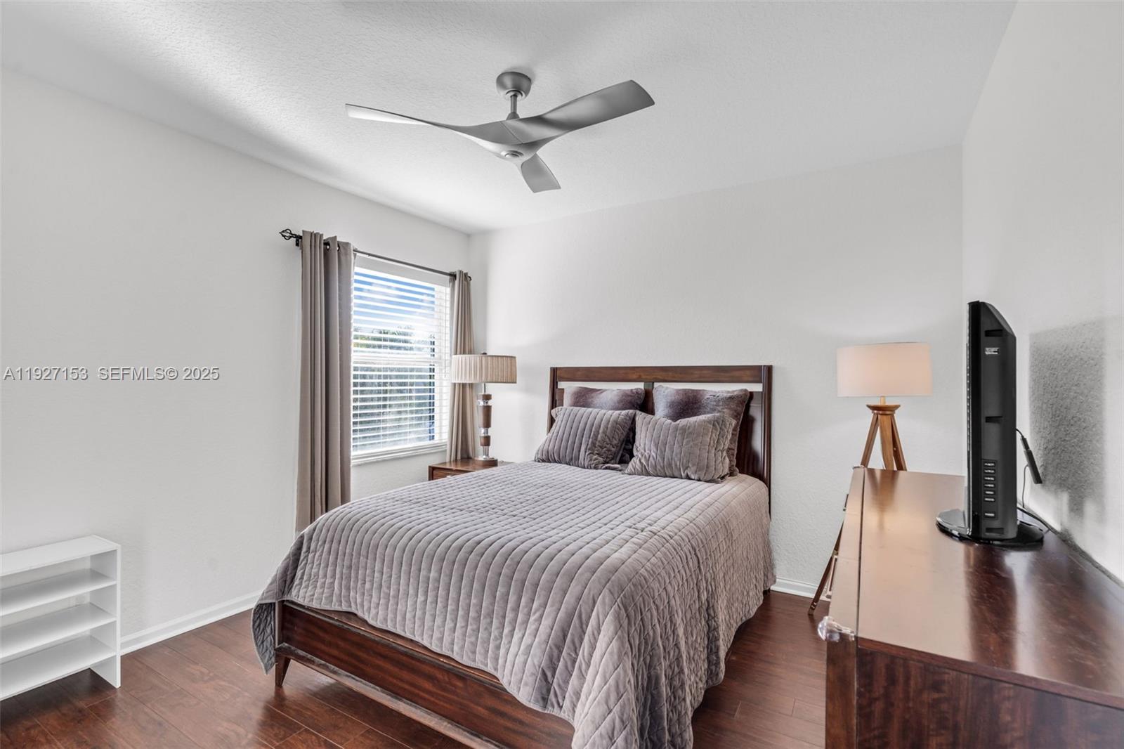 SABAL LAKES PH 4 - Residential