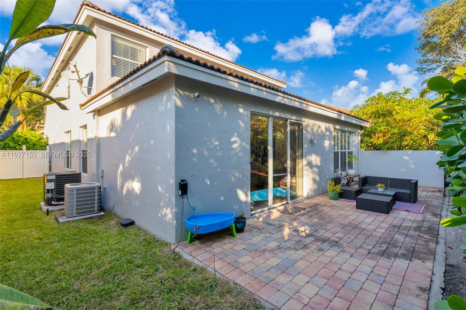 SABAL LAKES PH 4 - Residential