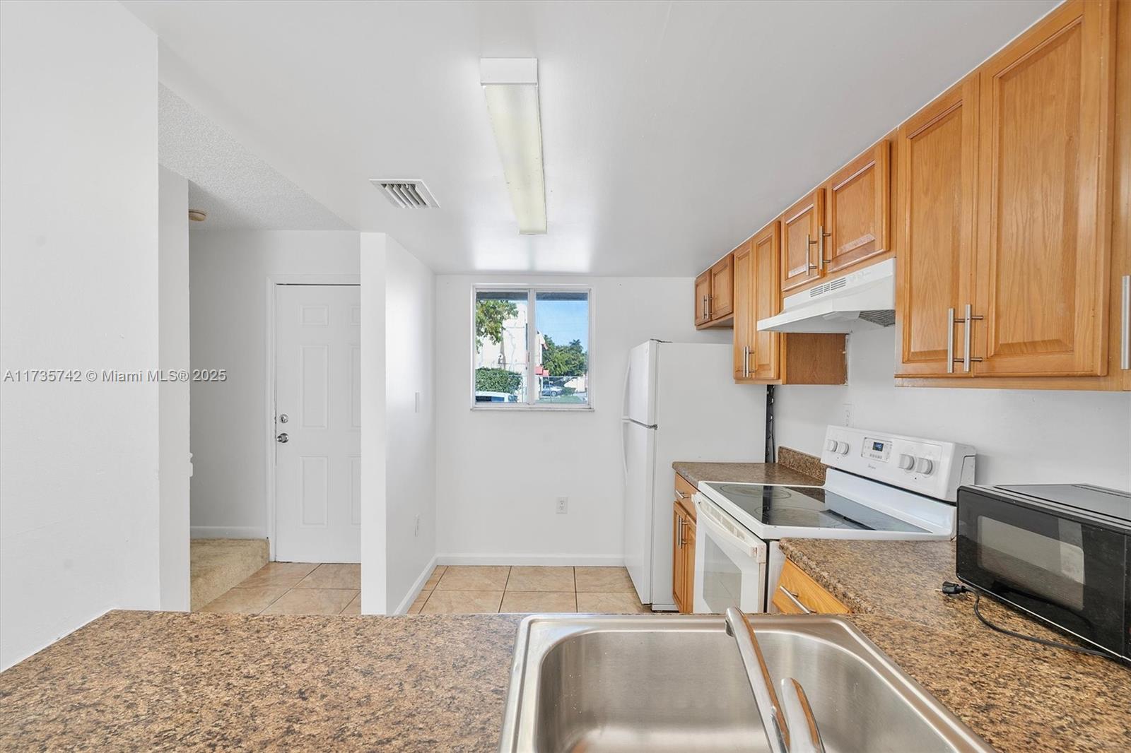 FOREST GREEN CONDO - Residential