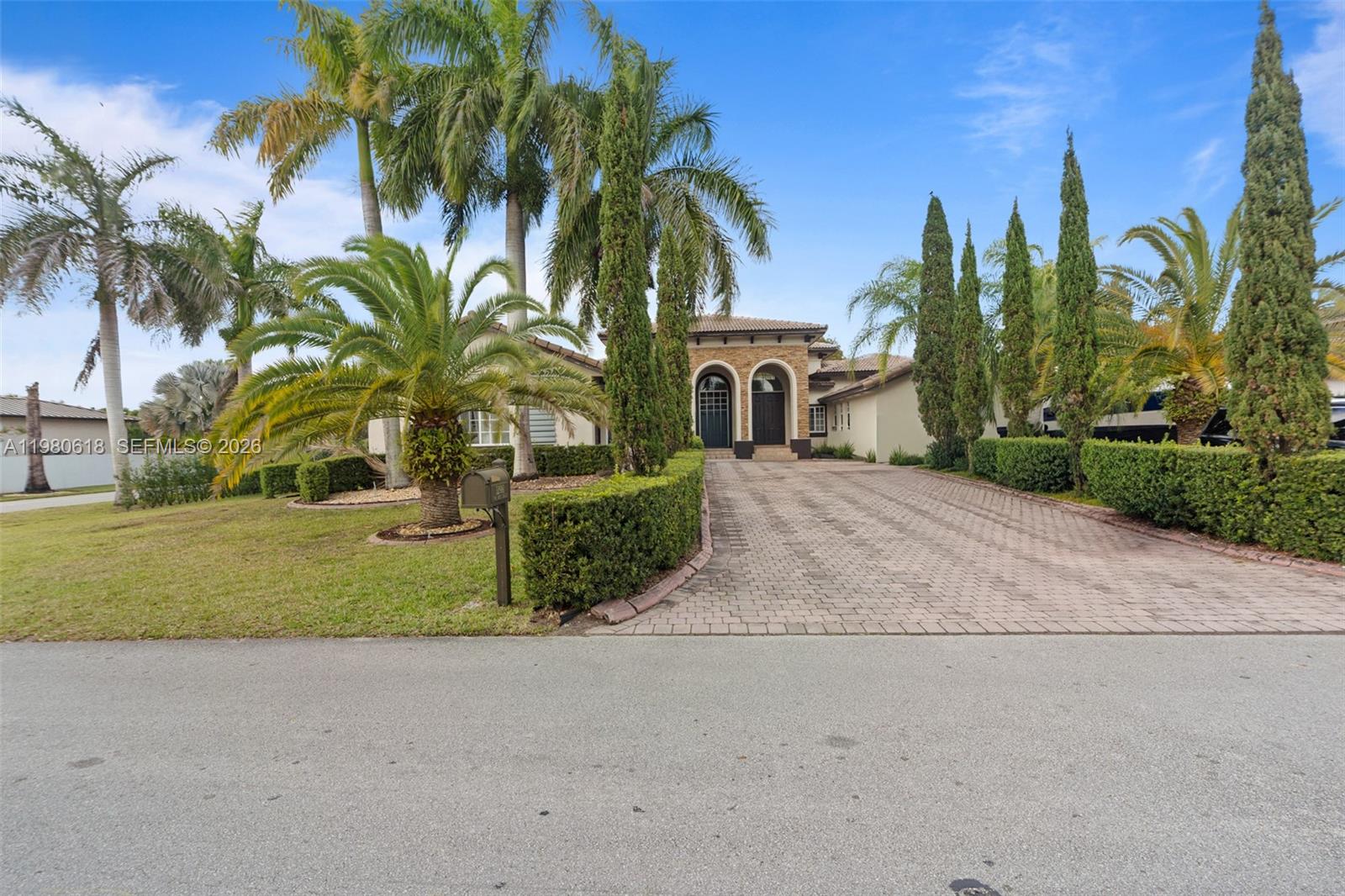 RENAISSANCE RANCHES - Residential