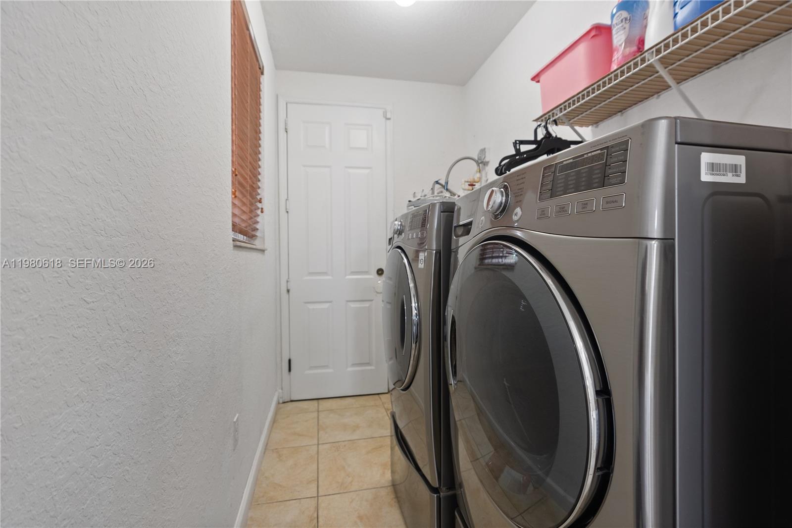 RENAISSANCE RANCHES - Residential