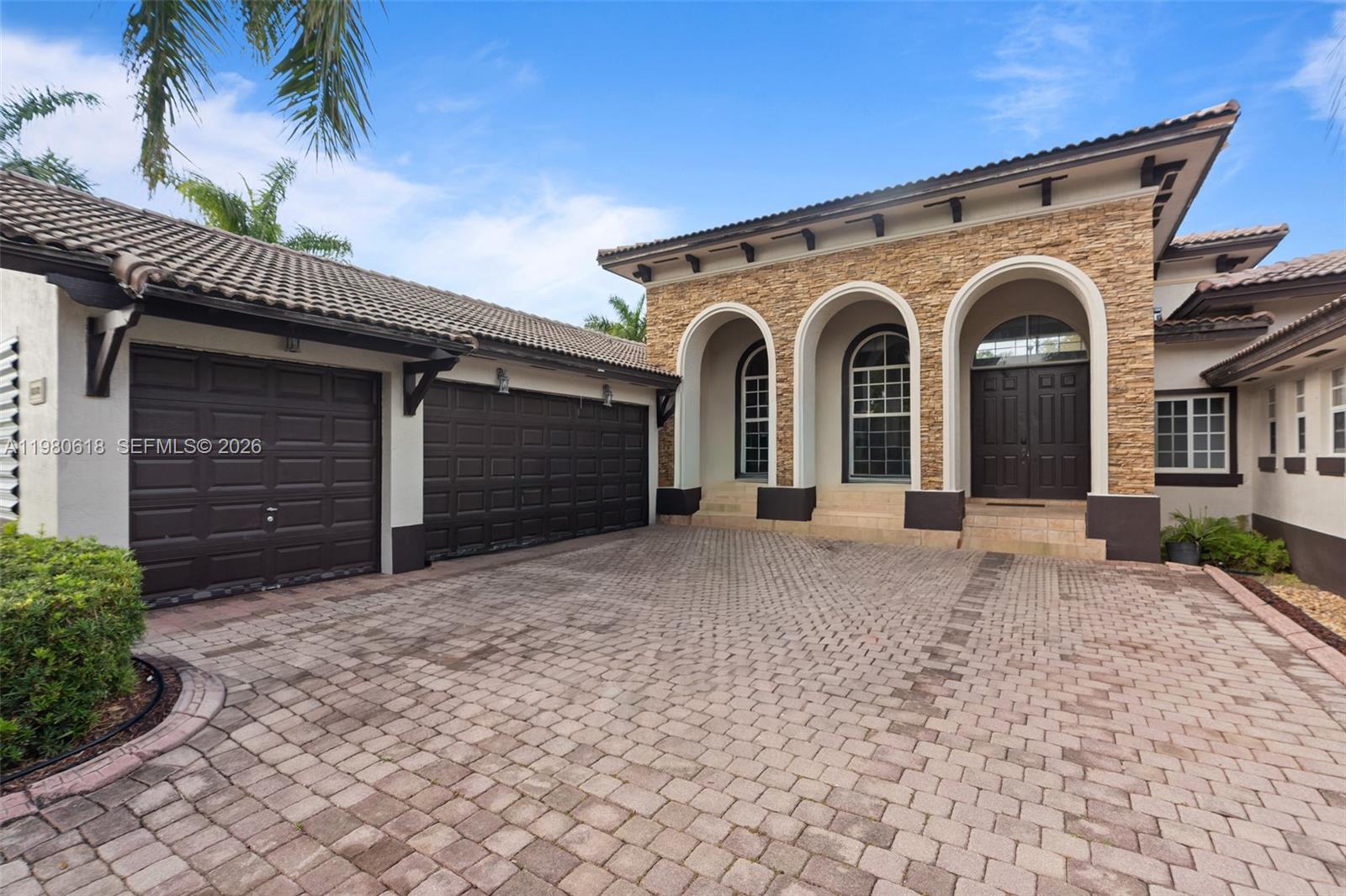 RENAISSANCE RANCHES - Residential