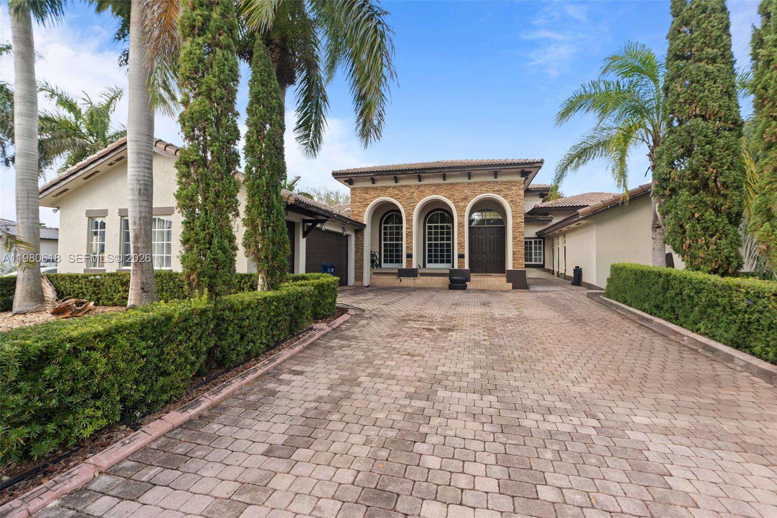 RENAISSANCE RANCHES - Residential