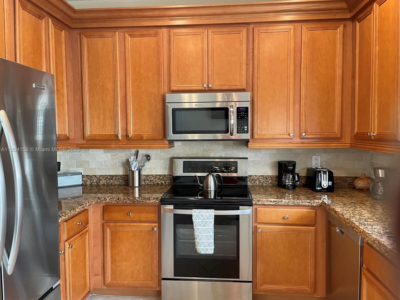 FAIRFIELD GARDENS - Residential Lease