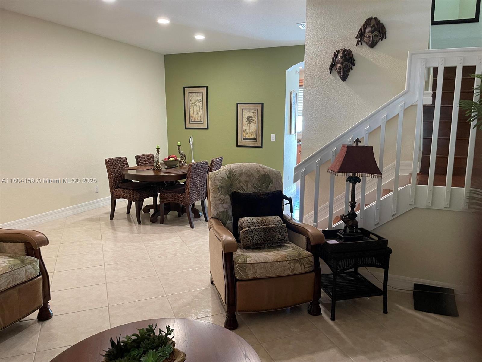 FAIRFIELD GARDENS - Residential Lease