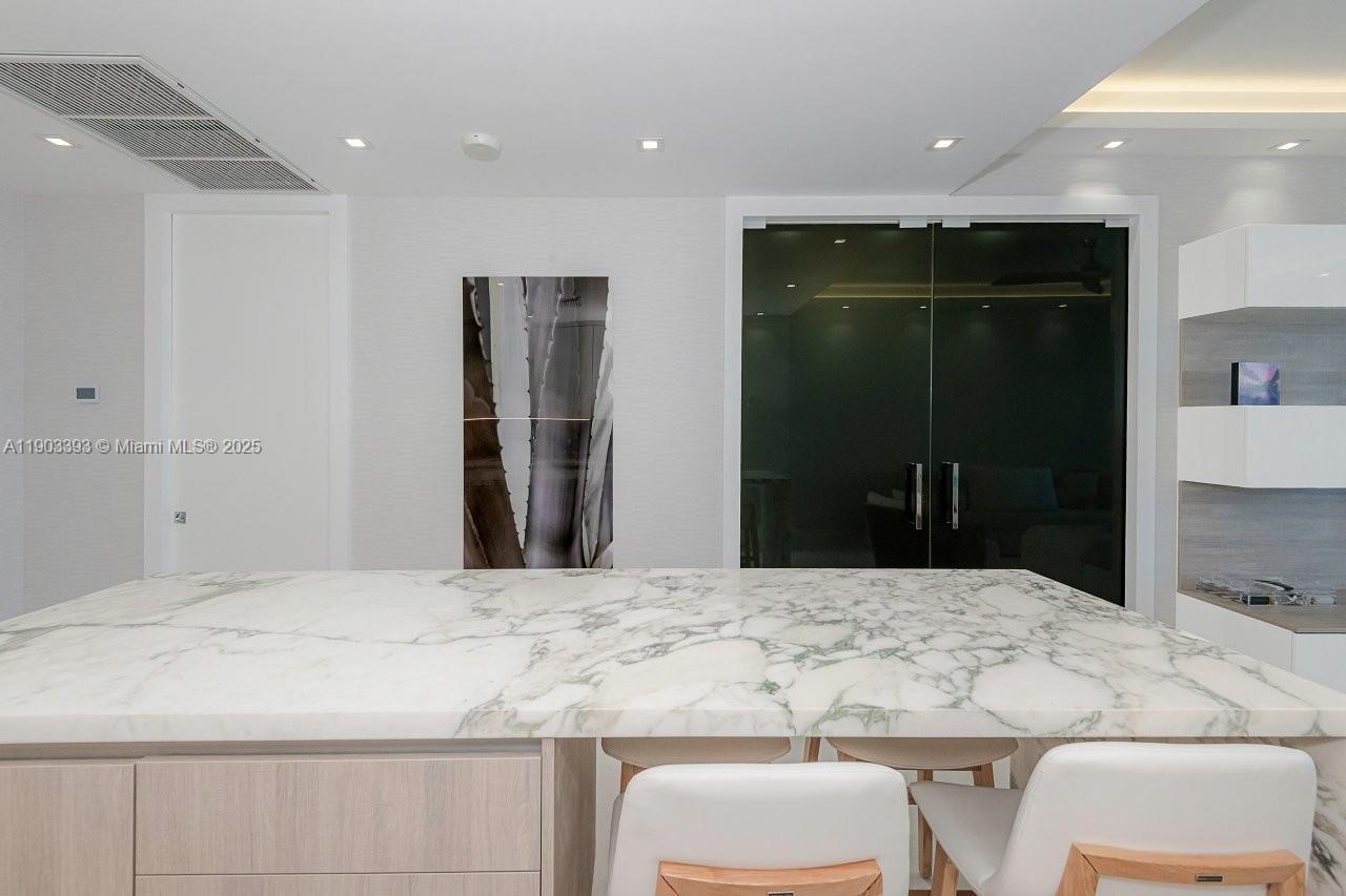 RONEY PALACE CONDO - Residential Lease