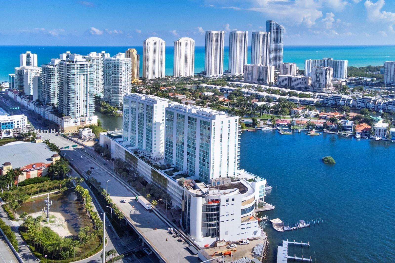 400 SUNNY ISLES MARINA - Land