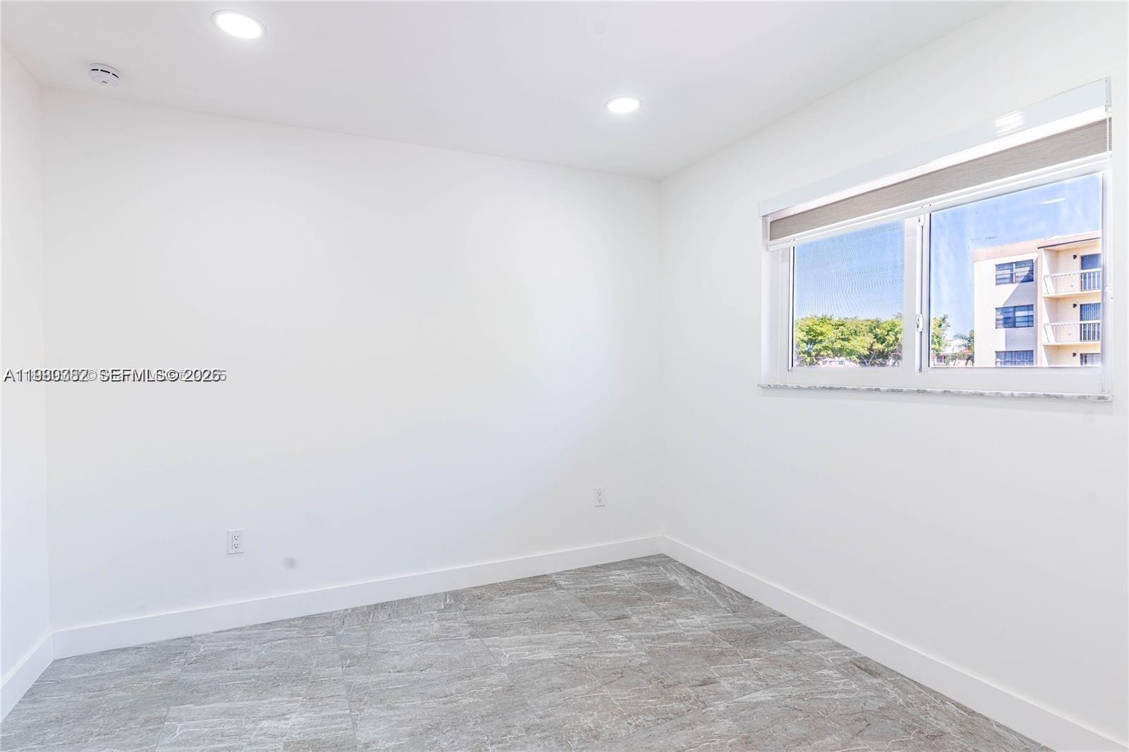 KENDALL FALLS CONDO - Residential Lease