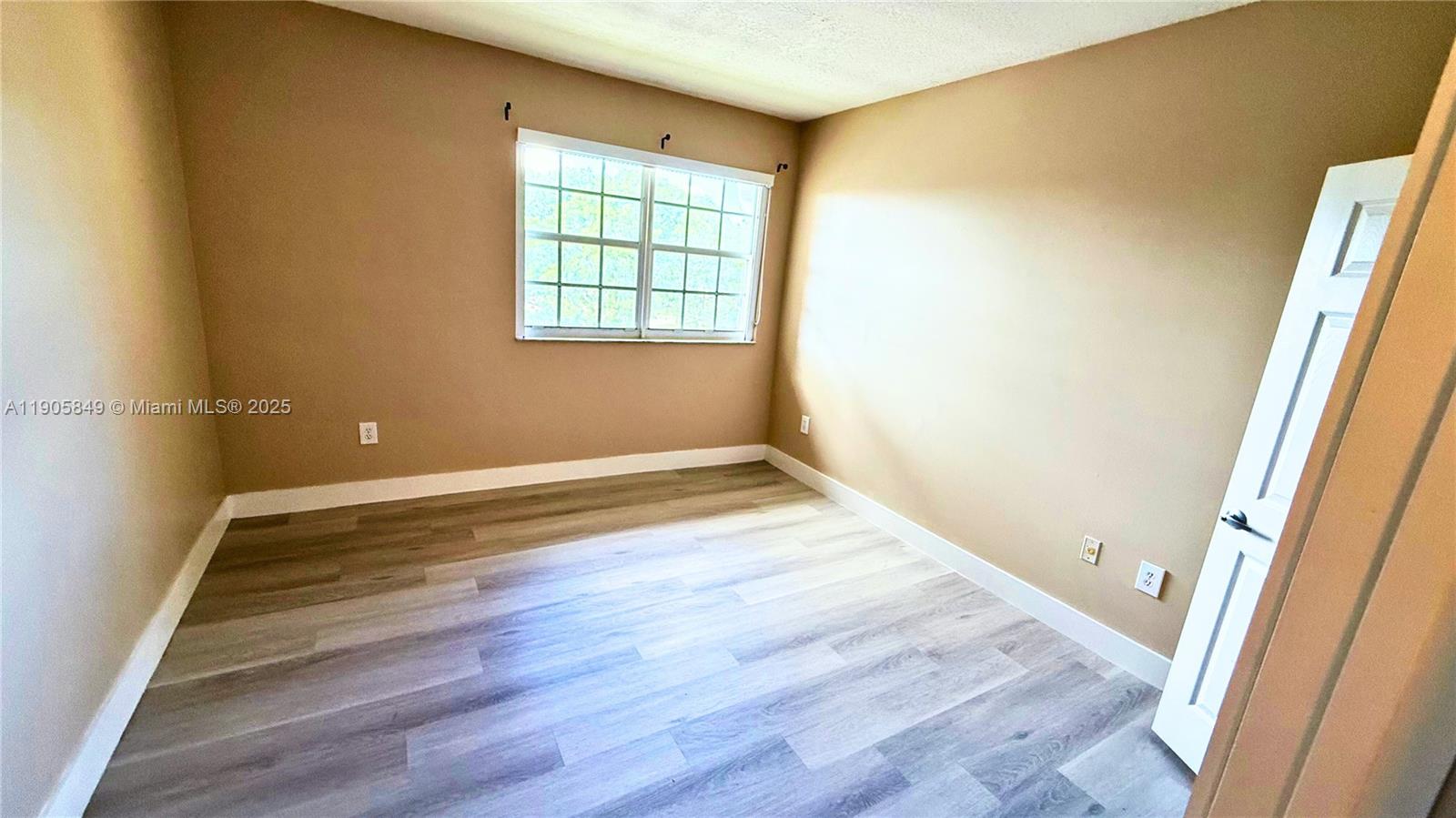 MARQUESA CONDO - Residential