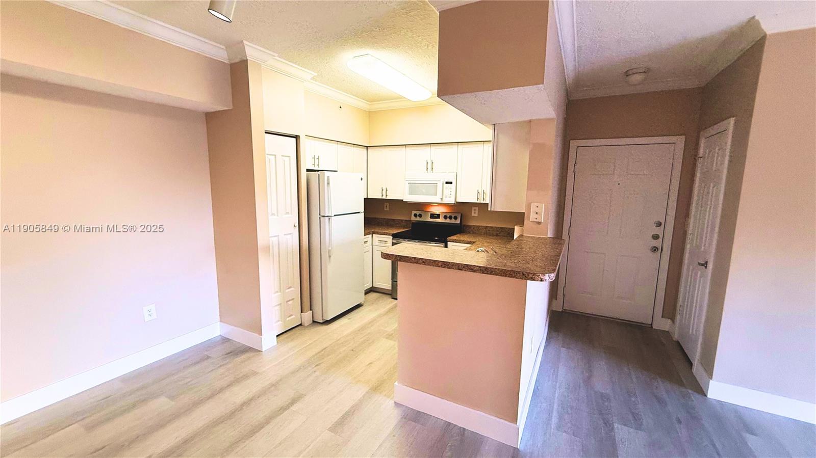 MARQUESA CONDO - Residential