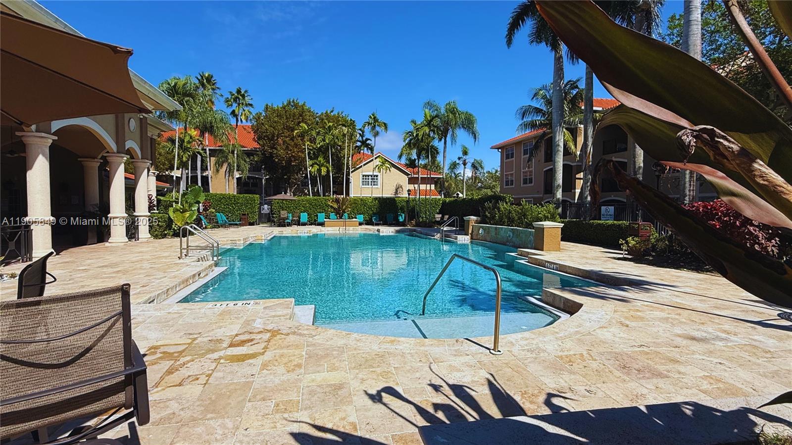 MARQUESA CONDO - Residential