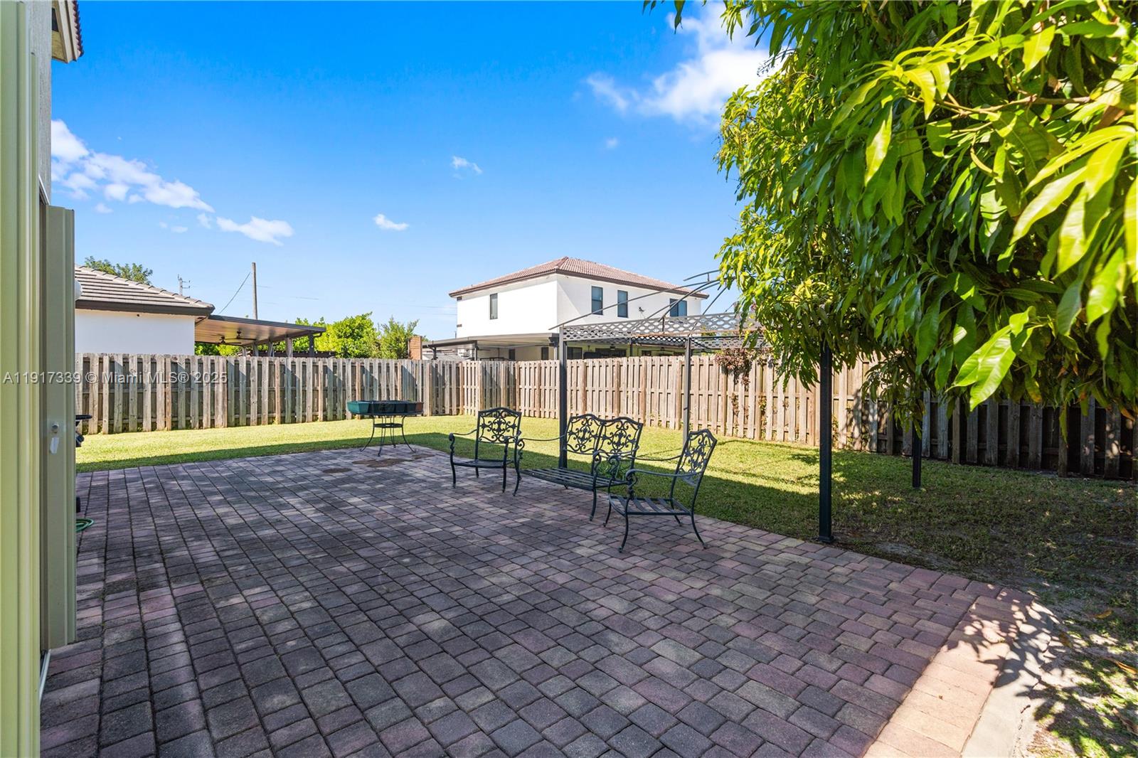 GLENWOOD PARK ESTATES - Residential