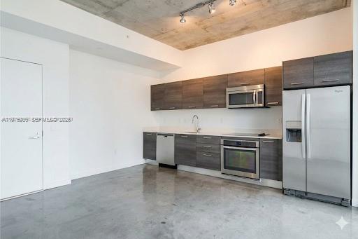 Centro - Residential Lease