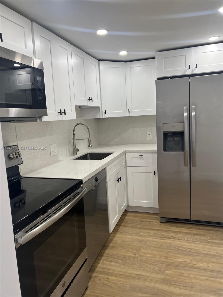 CORONADO CONDO- TOWER II - Residential Lease