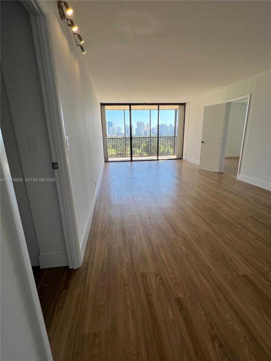 CORONADO CONDO- TOWER II - Residential Lease