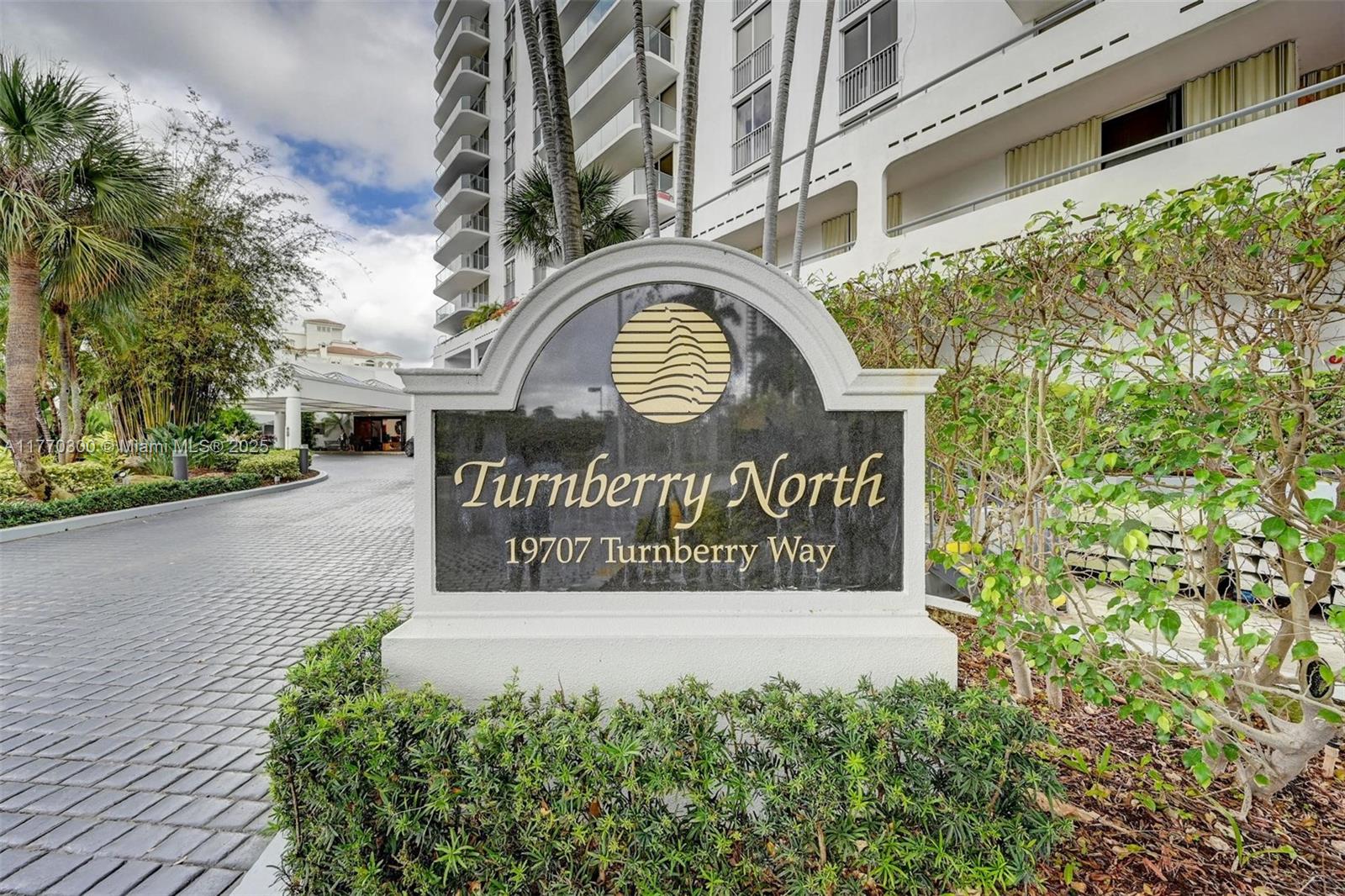TURNBERRY ISLE - Residential