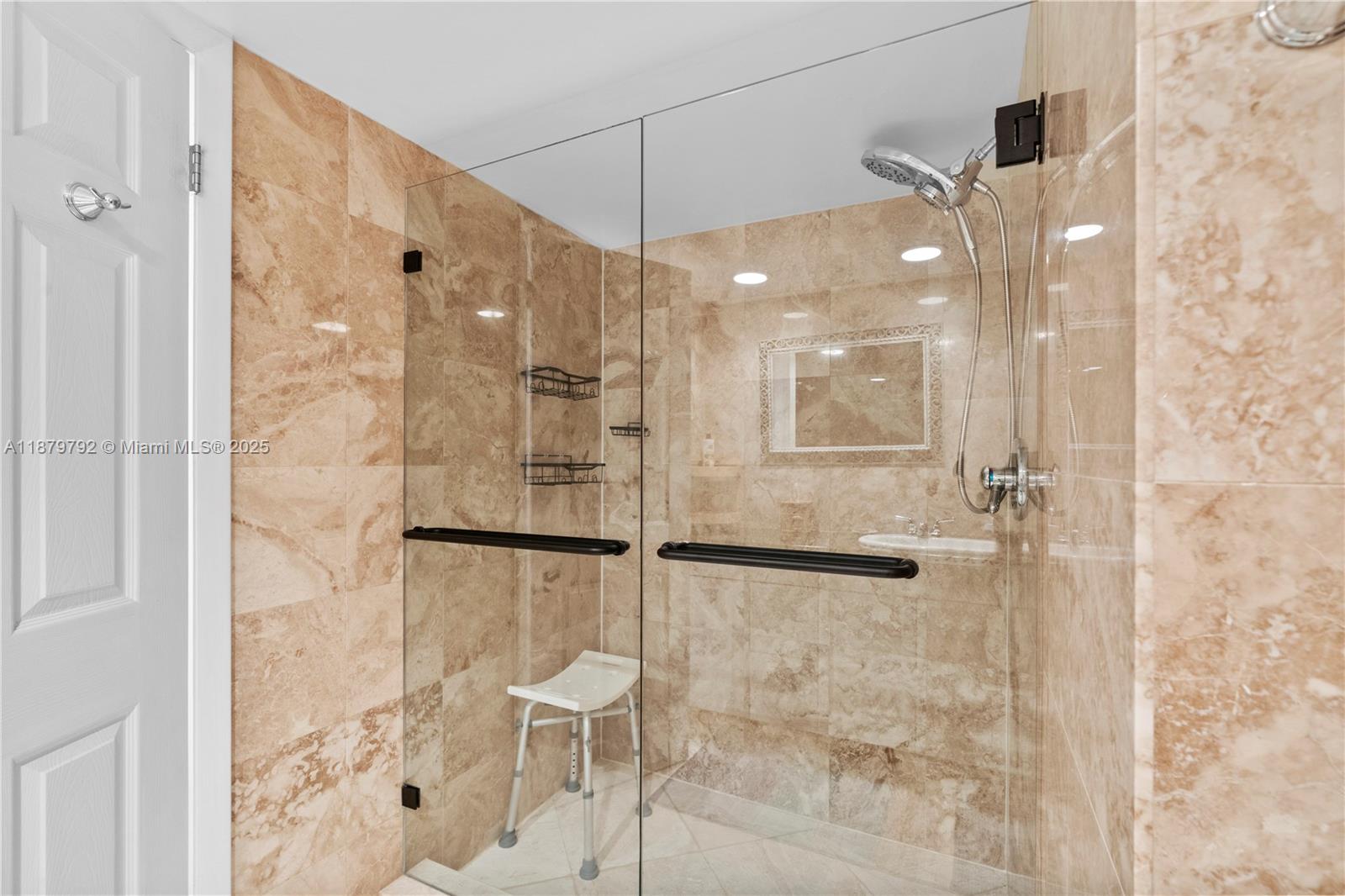 RIVIERA CONDO - Residential Lease