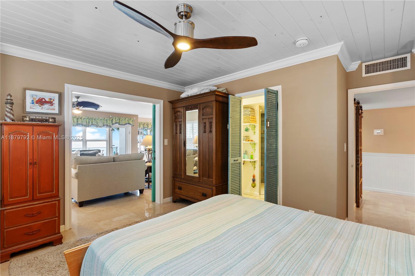 RIVIERA CONDO - Residential Lease